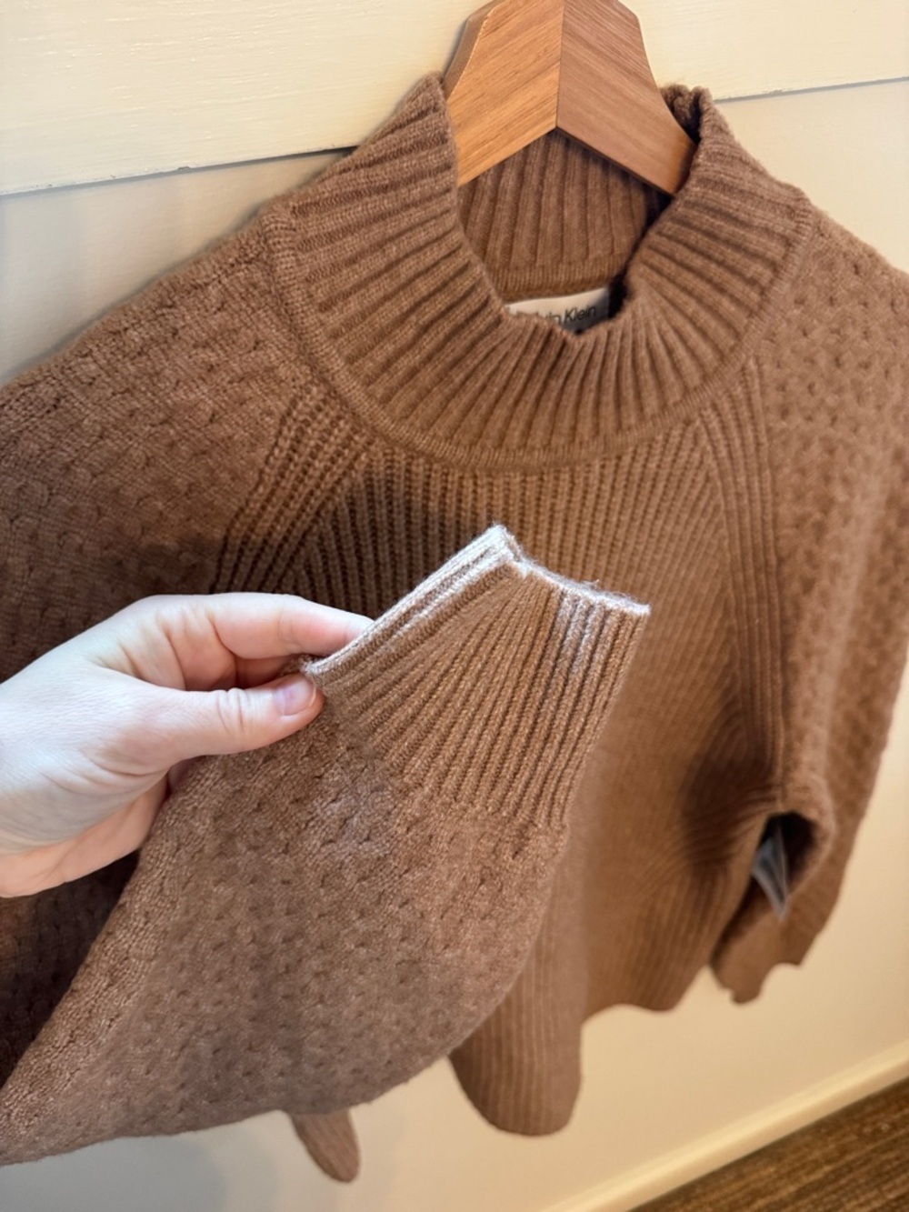 Calvin Klein Women’s Ribbed Mock Neck Sweater Brown Chunky Knit NWT Size M - Picture 2 of 6